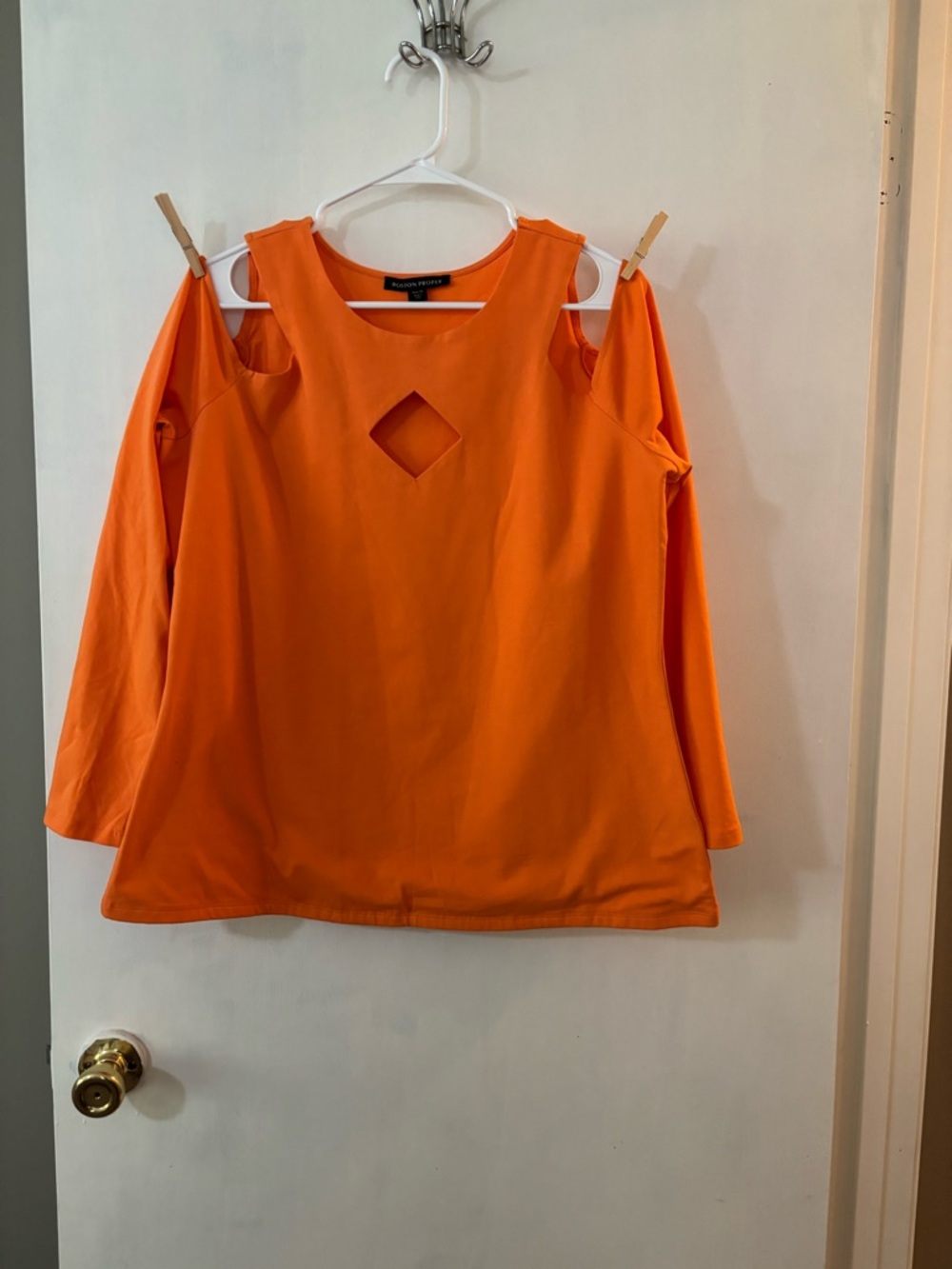 Boston Proper Orange Cold-Shoulder Long Sleeve Top with Diamond Cutout